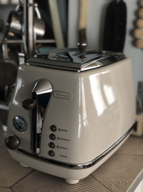 D6790DD8-626D-49F0-B1E8-7CB23591D086