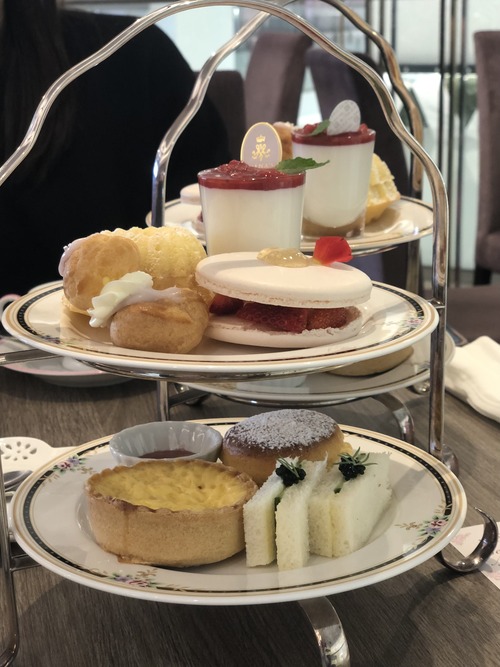 D9C98A25-5173-44DD-8087-84BACFC4AEF3