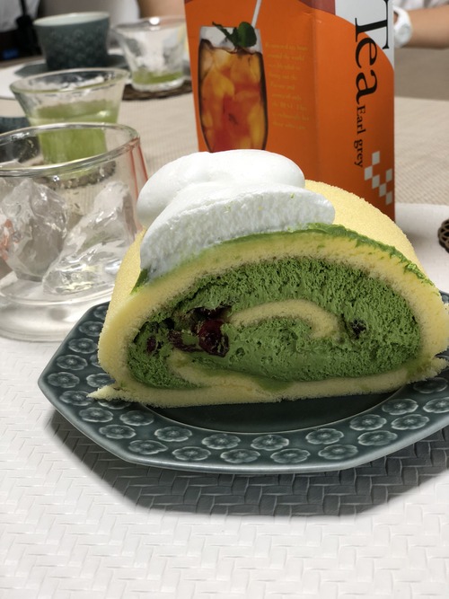 E5DAF017-F8D0-4AC7-B5CB-ADBEDA7A7E90