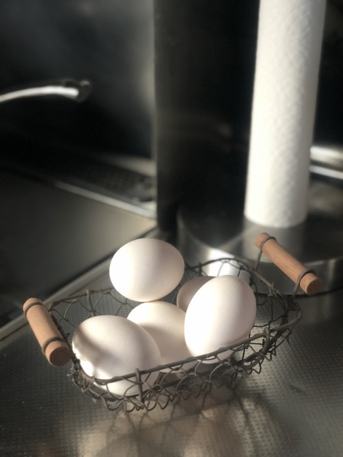 EF67AEF0-B1B3-4E4F-BF23-A568BED63FAB