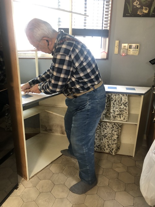 A0686312-2838-4000-B84E-F06916807F6B