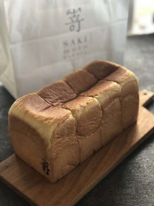 9DF94D77-3F09-440D-B580-80E8BF4CFF87