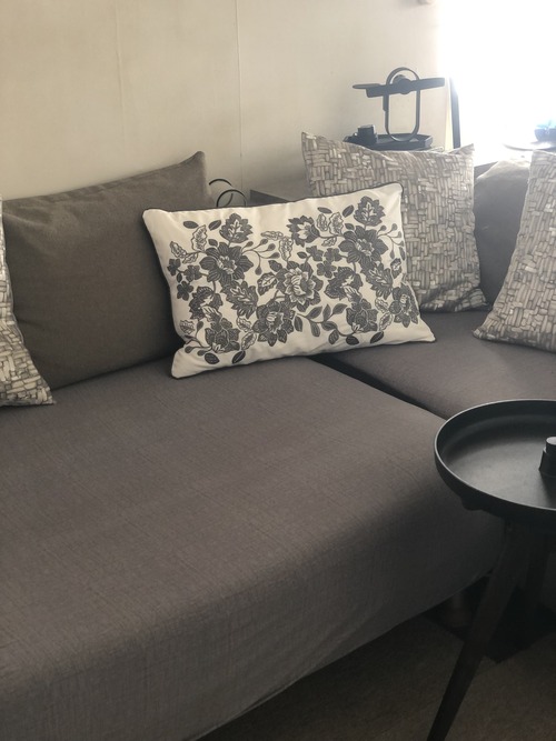 E6E132AE-145B-4BBB-BE5E-658D25564B4B