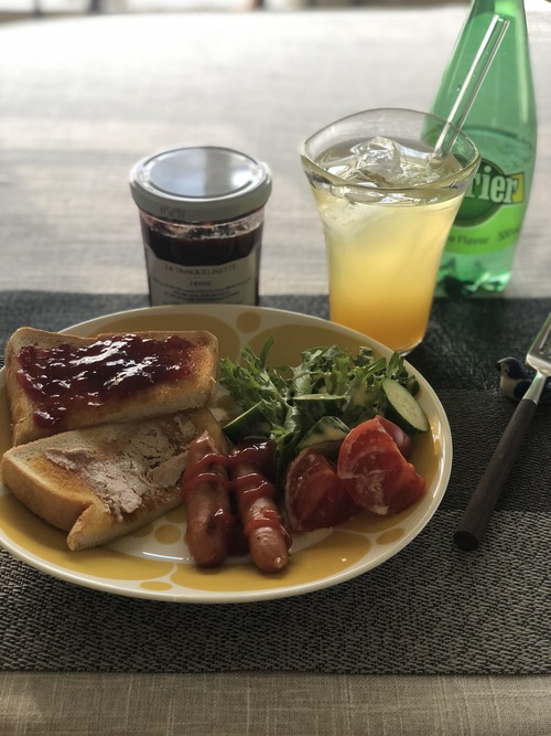 62A2D06A-5A5B-4421-B85B-6BAC6B62CD43