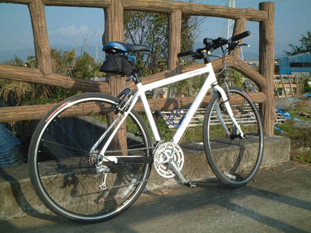 クロスバイク「sirrus」 : 中年martyの自転車日記