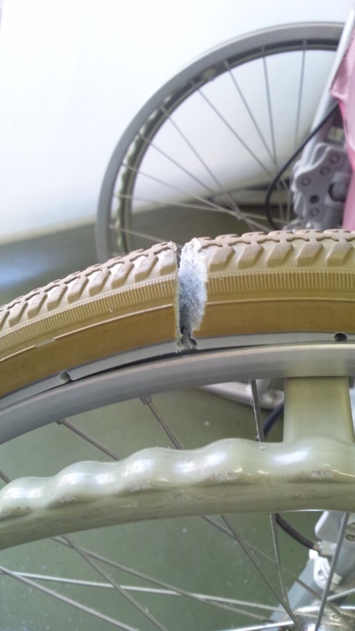 37 501 自転車 タイヤ サイズ