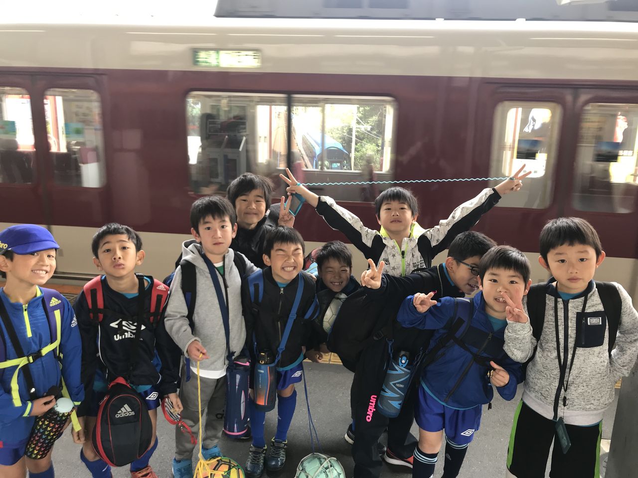 4B1B7D26-0FE3-4DCB-98C8-C6C03FF66B41