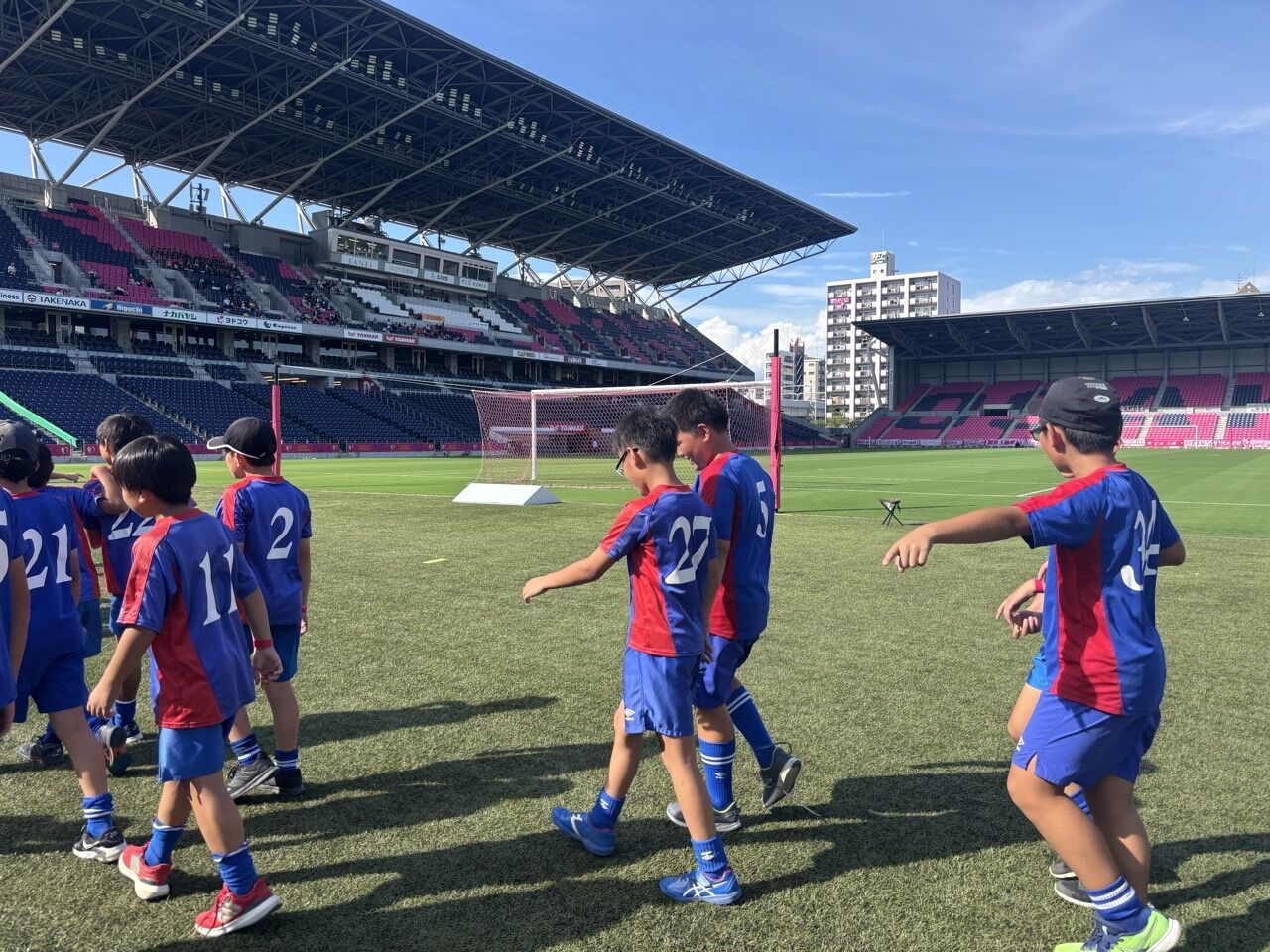 g_490Ud018svckn4w0giai4v7_us7scg