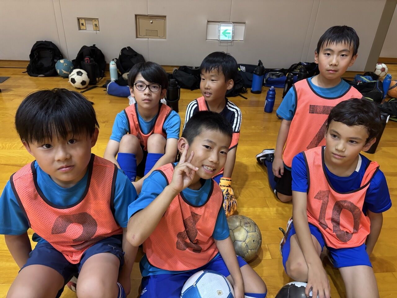 0_2h2Ud018svc12dyzrquba35y_us7scg