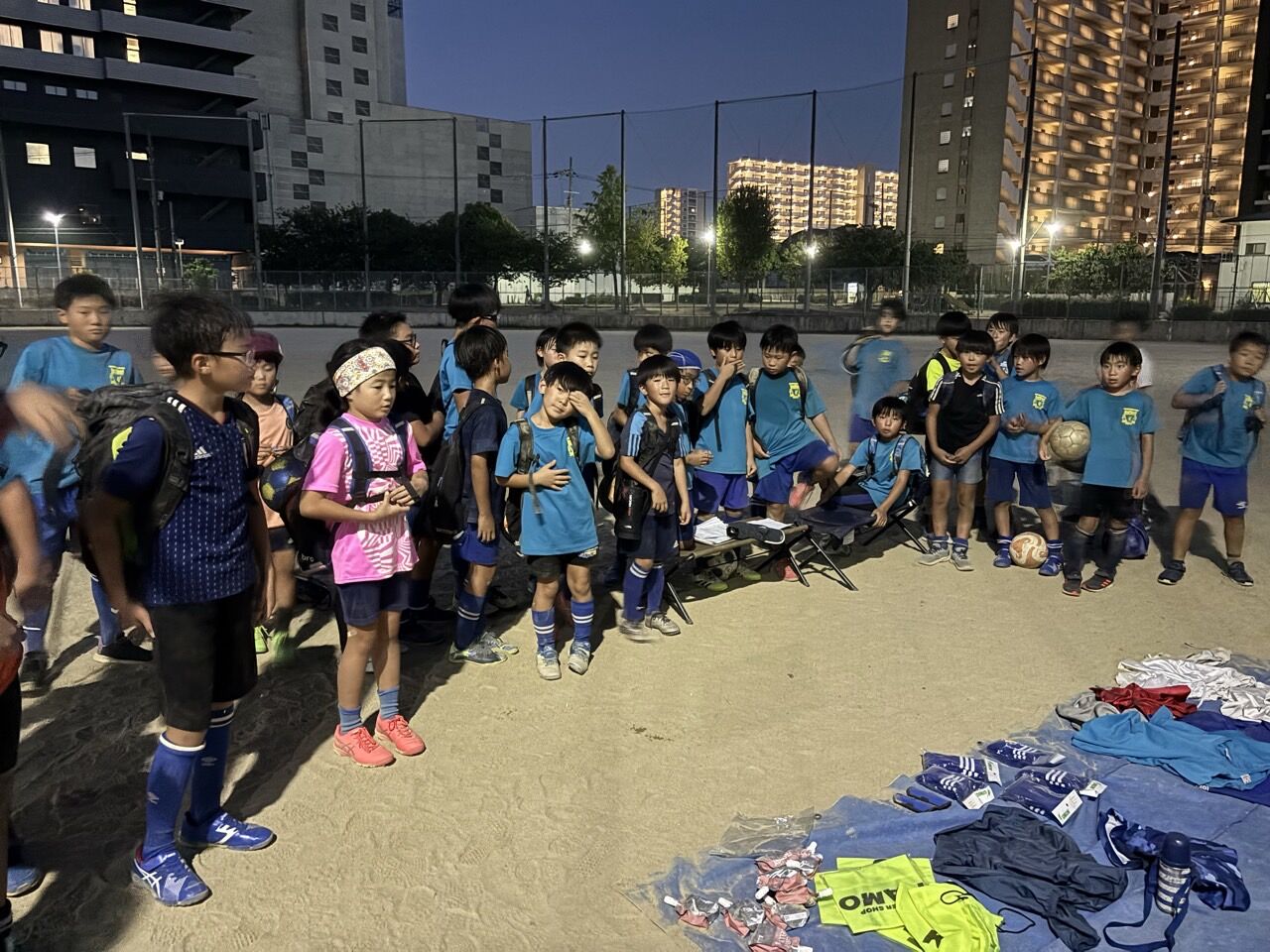 c_g2bUd018svc1uxymktl1w1zc_us7scg