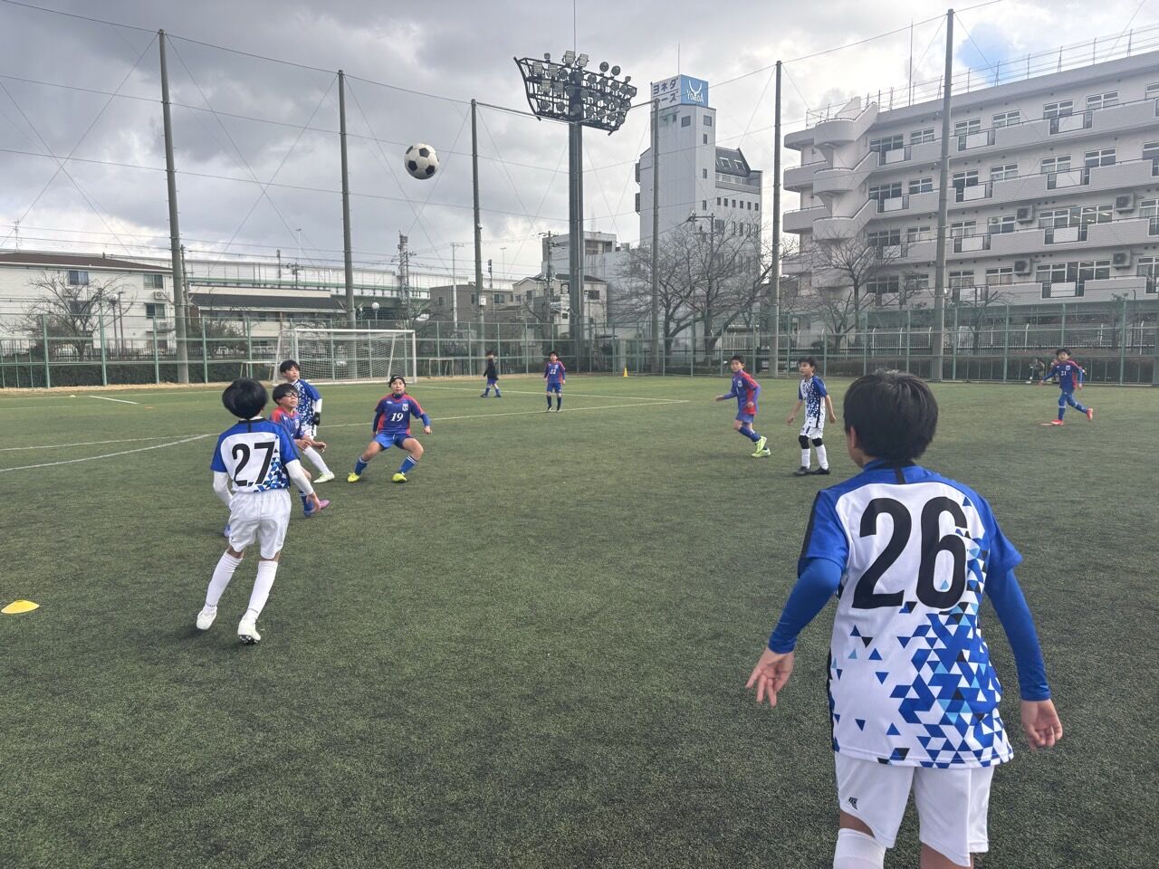 4_2a5Ud018svcaun6x9r54vm1_us7scg