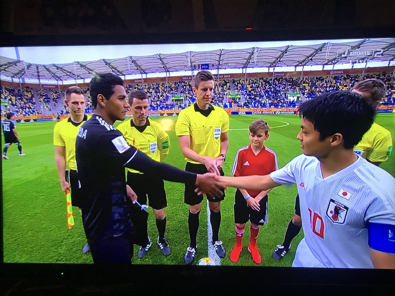 CFEB6DF0-3BCB-4225-9F51-4328783F958A