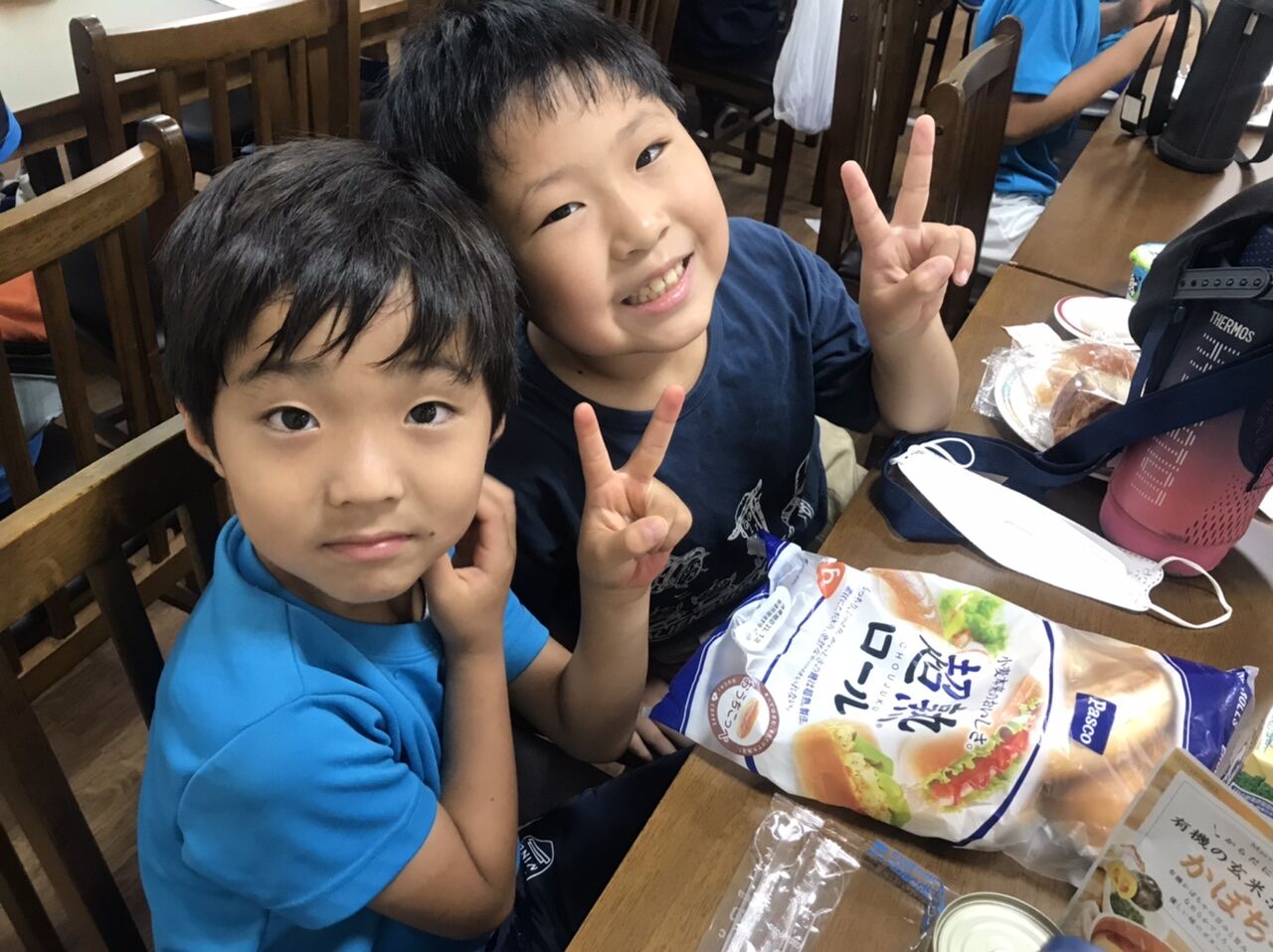 1056DDE8-B8D2-4462-935D-D1A93AB4EB53