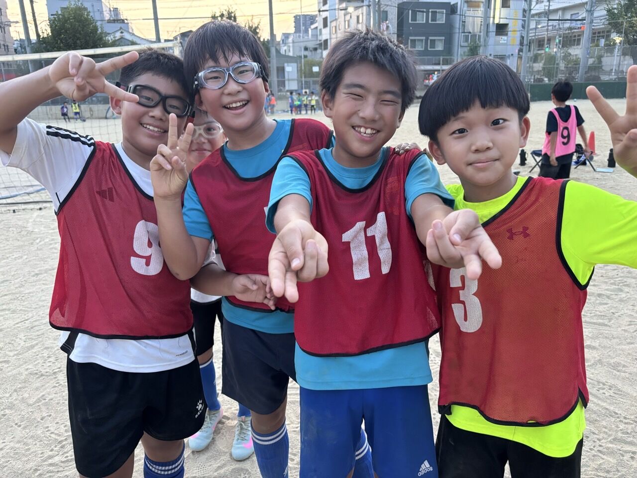 h_i2bUd018svc1icsg6pu0afhr_us7scg