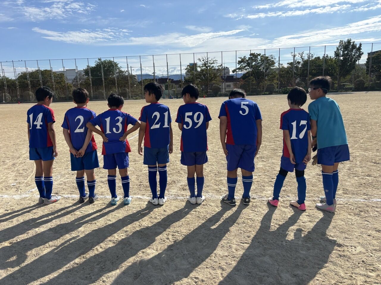 g_h09Ud018svc1tmxjd3x0fogb_us7scg