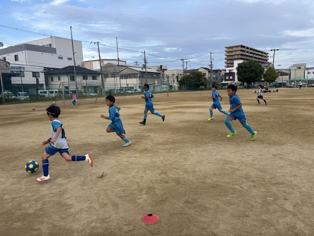 f_c1fUd018svc2tl1y4zikt1p_us7scg