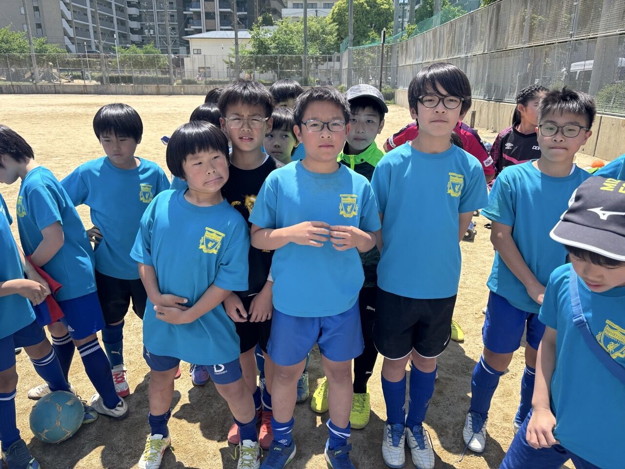 b_4cjUd018svc16iuyx93mf085_us7scg