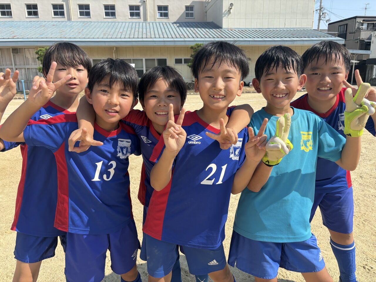 1_0diUd018svcod37nhv4izr5_us7scg