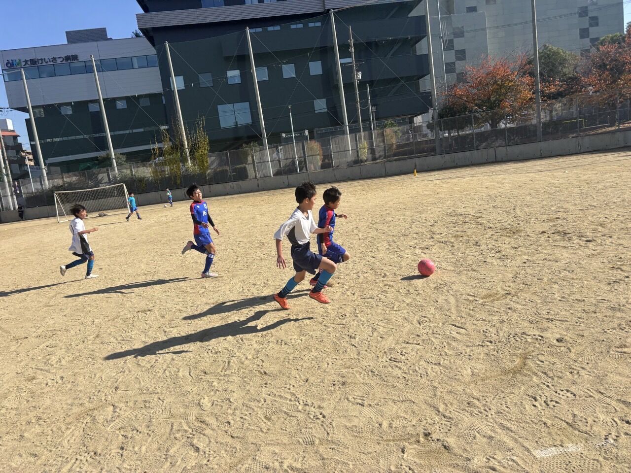 8_47iUd018svcxr3kvy6vakma_us7scg