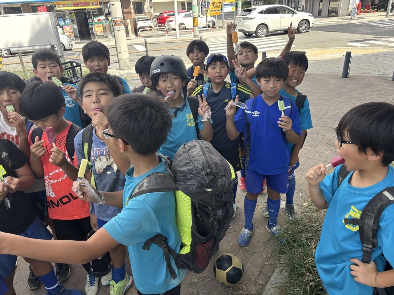 4_29jUd018svc168yl2kwr4v83_us7scg