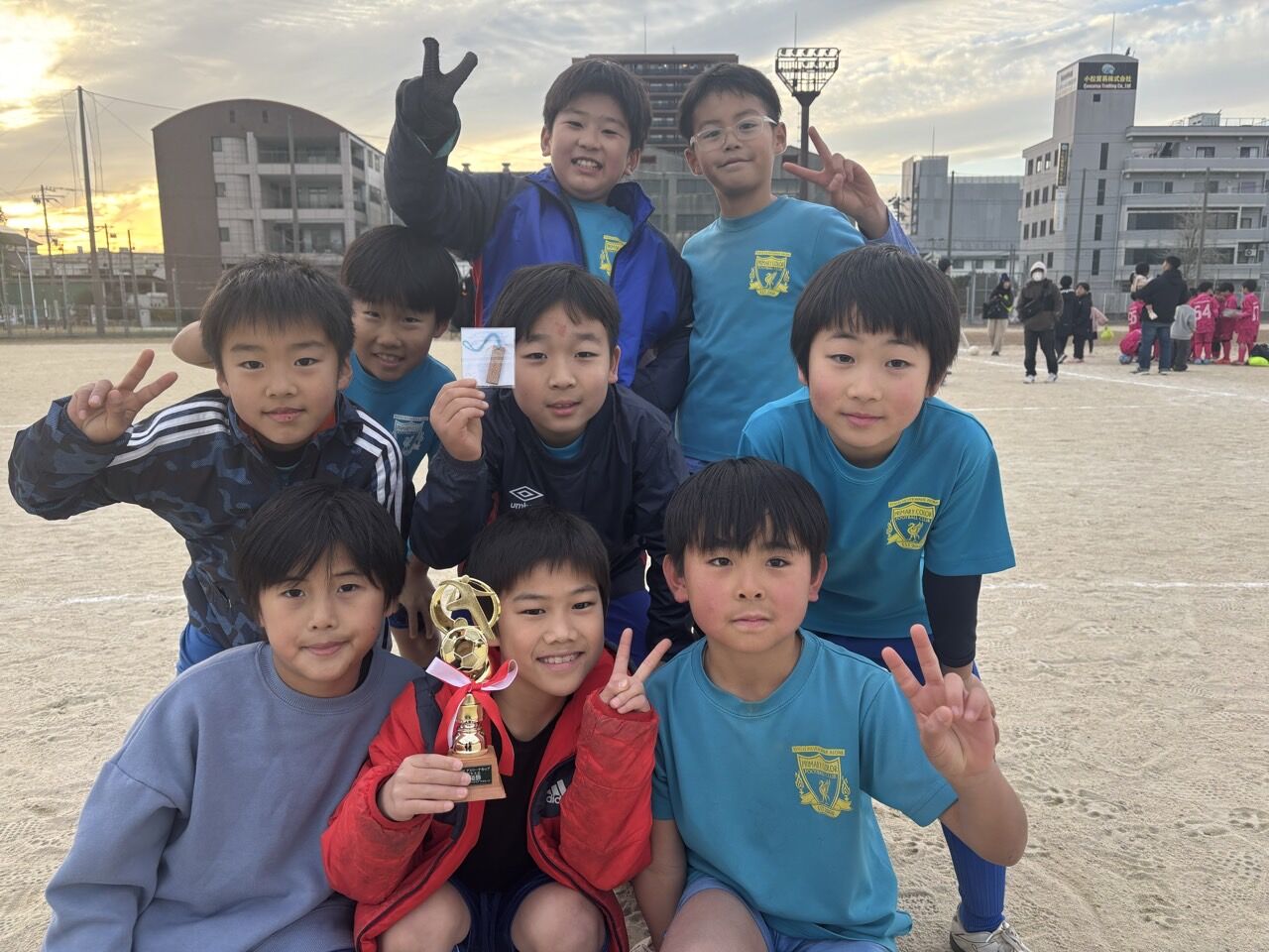 4_gf2Ud018svc16e958iovd1qq_us7scg