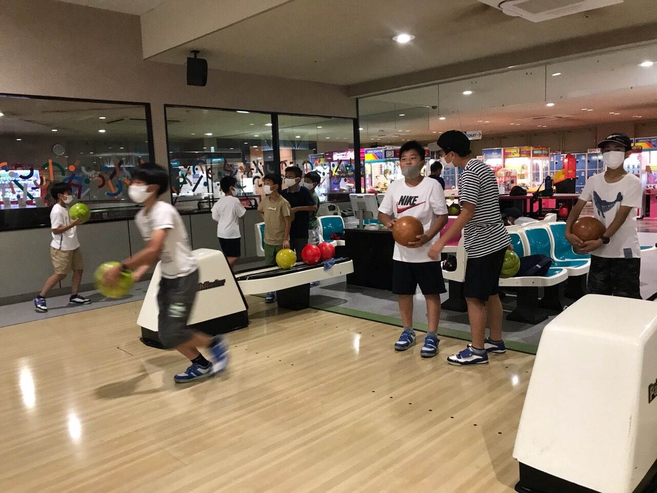 7_5eeUd018svc1aa71bx115v25_k12urq