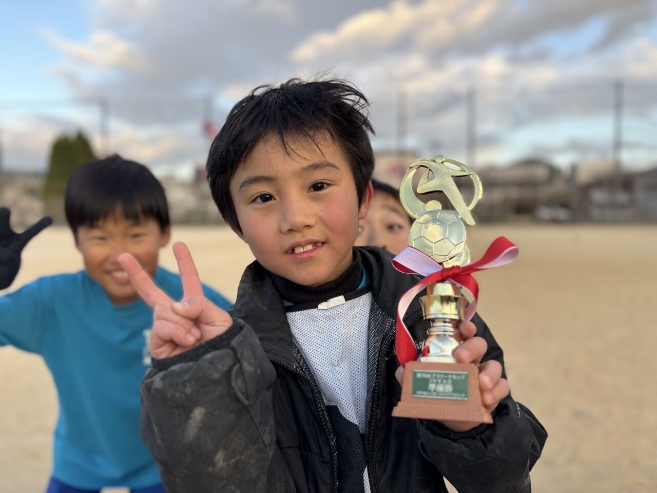 0_i56Ud018svcv9a1srb77748_us7scg