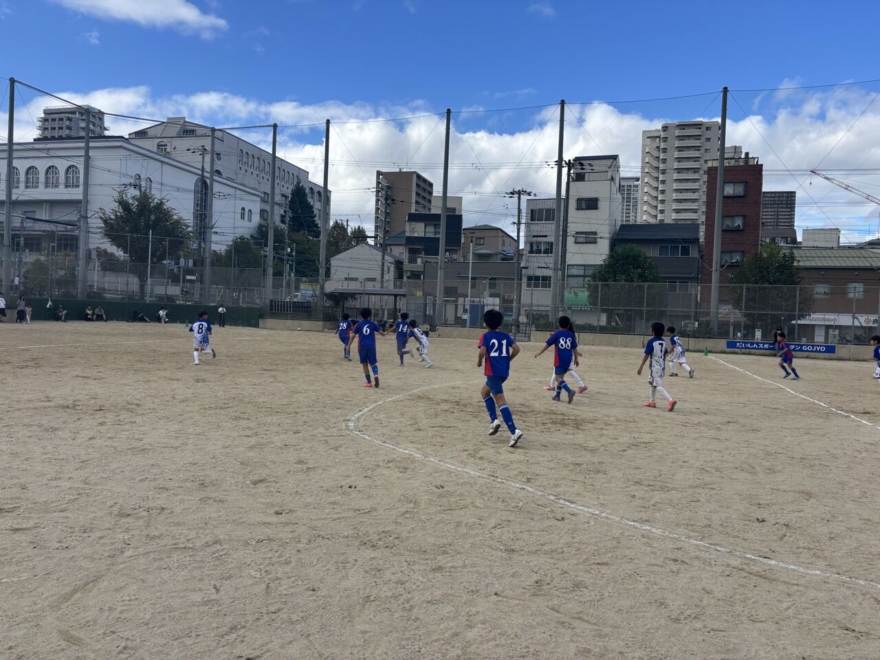 j_f91Ud018svc2ym4evn0e71z_us7scg