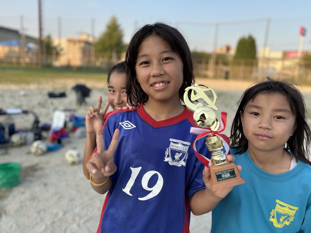 4_i3dUd018svclrk9p15klgw_us7scg