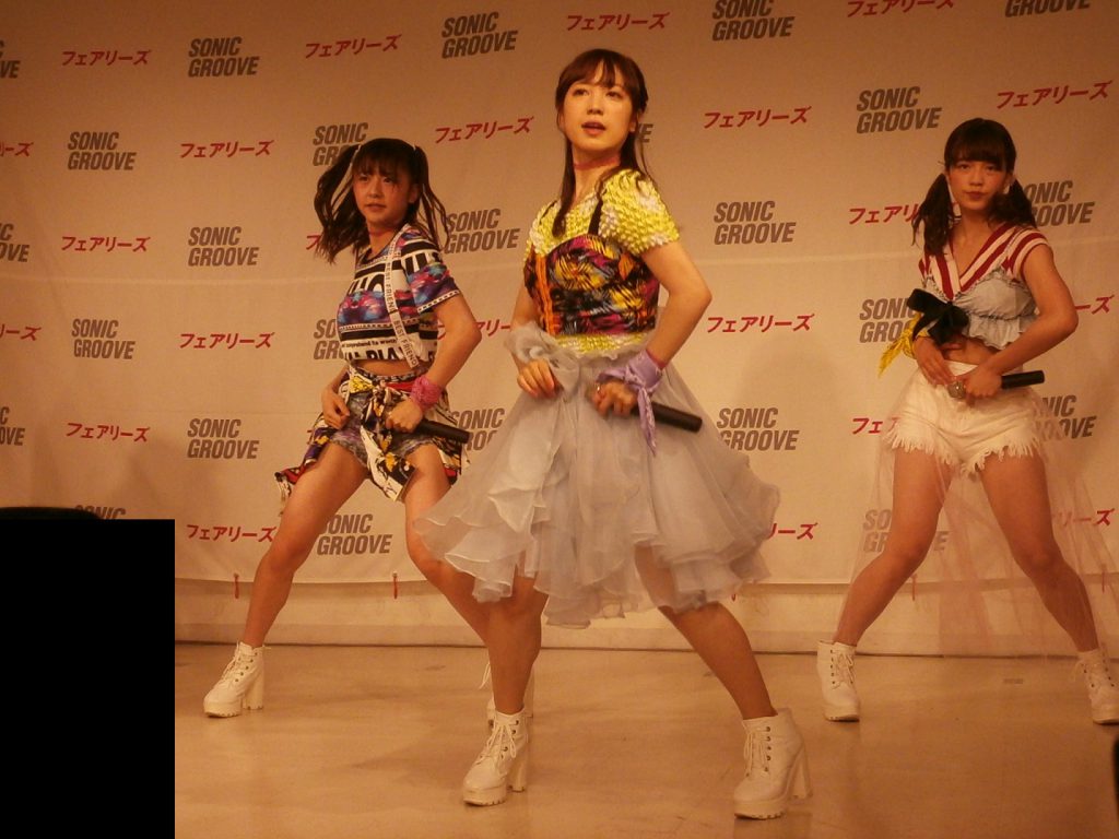 フェアリーズ クロスロード リリースイベント 16年7月2日 タワーレコード渋谷店 ちがちが茅ヶ崎別館 フェアリーズ クロスロード リリースイベント 16年7月2日 タワーレコード渋谷店 ちがちが茅ヶ崎別館