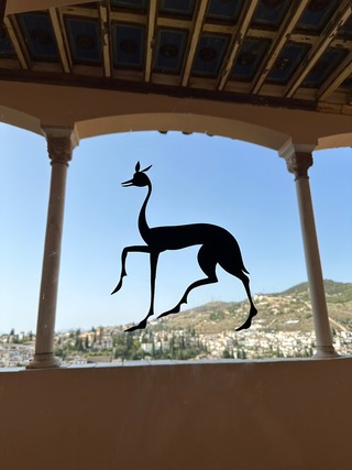 line_5607937878717345