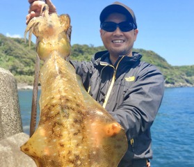 A1A5699C-0242-48BE-9CEE-0D99A64F0FF7