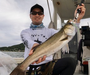 B1D01E2B-5860-4FE7-9E15-9C9FBF732C3B