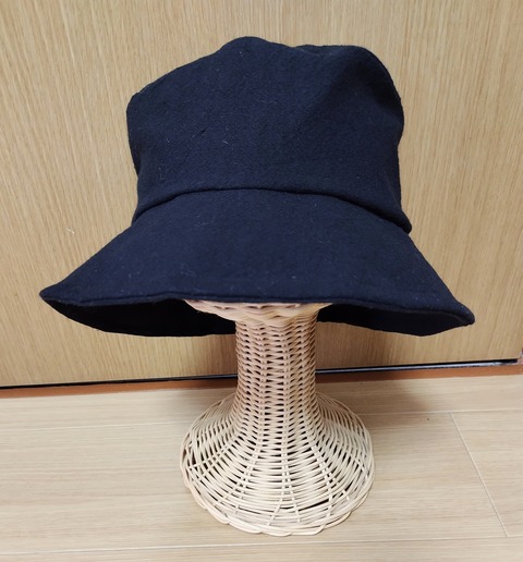 黒バケットハット