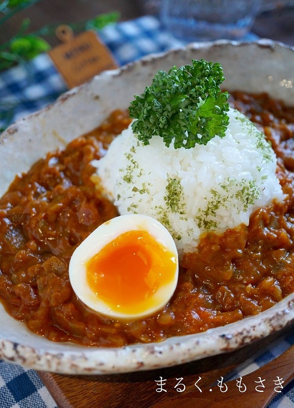 スパイス香る♪たっぷりトマトと玉ねぎの無水カレー＆北海道土産