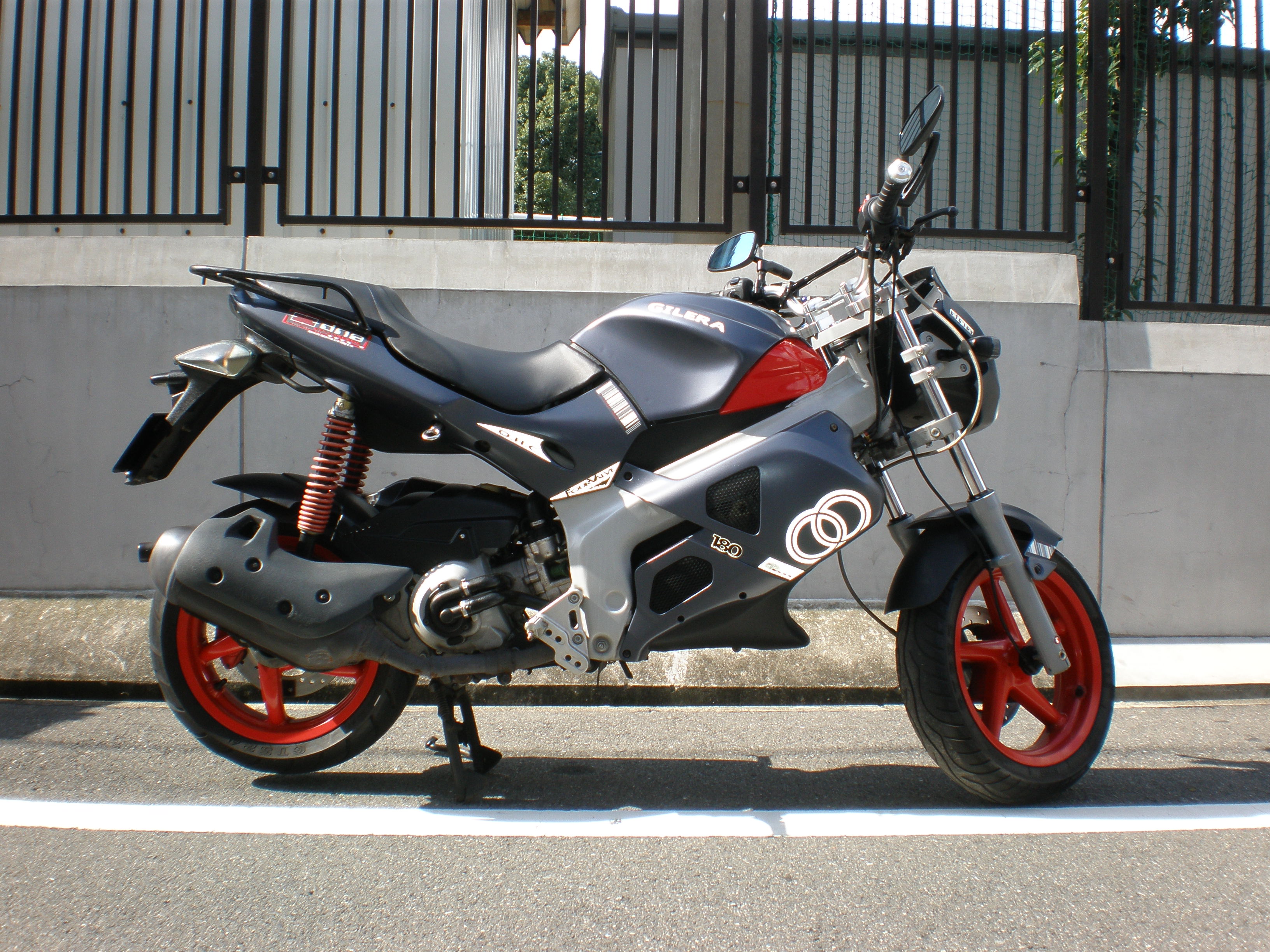 ジレラ・DNA180 ワンオフカスタム① : BMWカスタムパーツ、ワンオフ