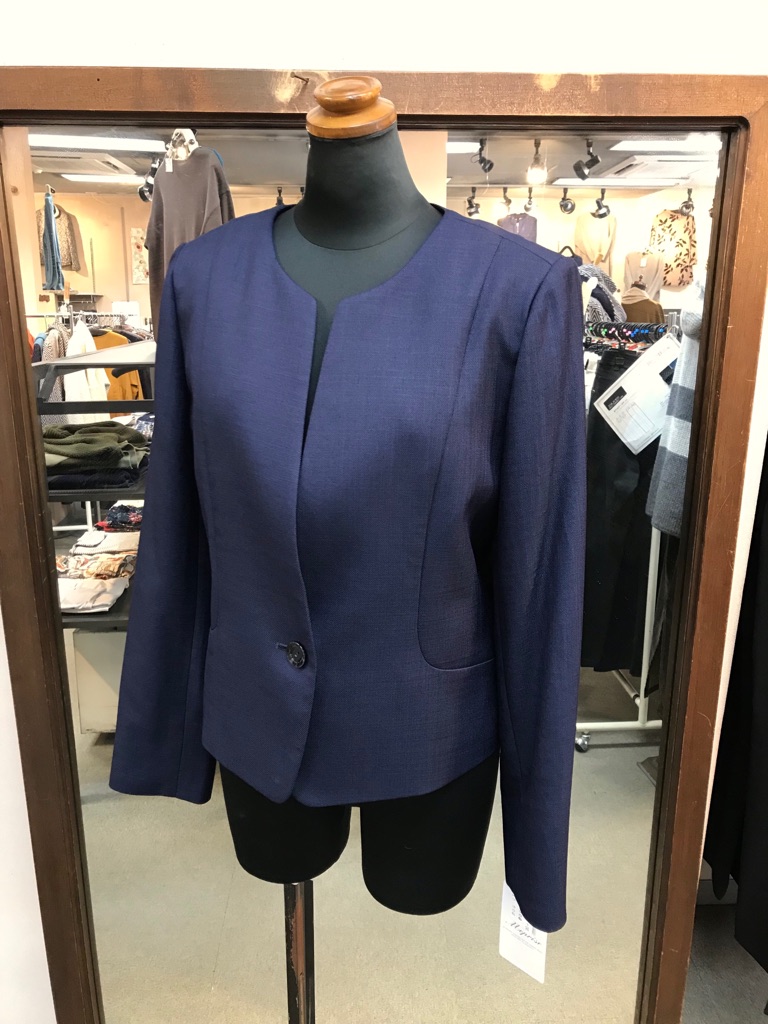 新品LA VORO ONEシャンタン生地ノーカラージャケット13号 SALE30％OFF】無敵のワンピース＆ジャケットセットアップ【洗濯