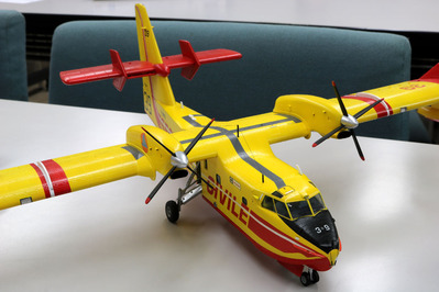 CL415