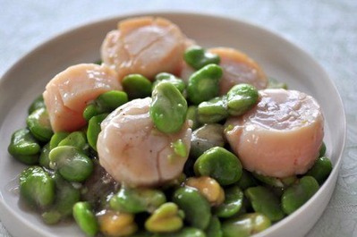 ホタテ貝柱とソラマメの塩味炒め