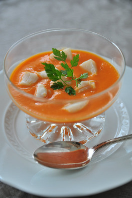 帆立の赤パプリカソース仕立て