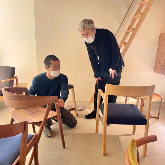 いけいけのイス
