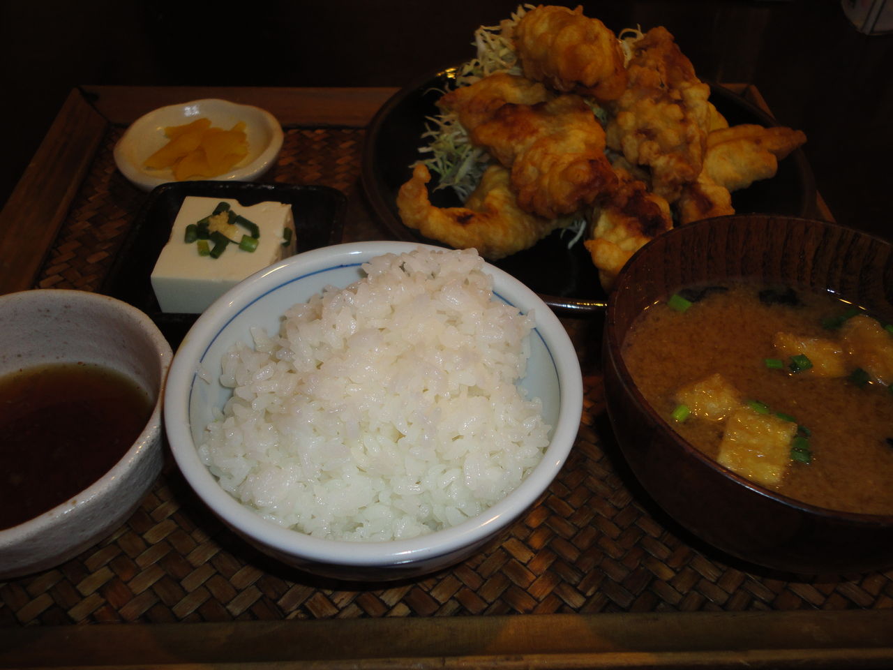 とり天定食 悪くないが ドリュー 博多 水鏡天満宮横丁 耽溺 マサ青木の美食とクルマ とり天定食 悪くないが ドリュー 博多 水鏡天満宮横丁 耽溺 マサ青木の美食とクルマ