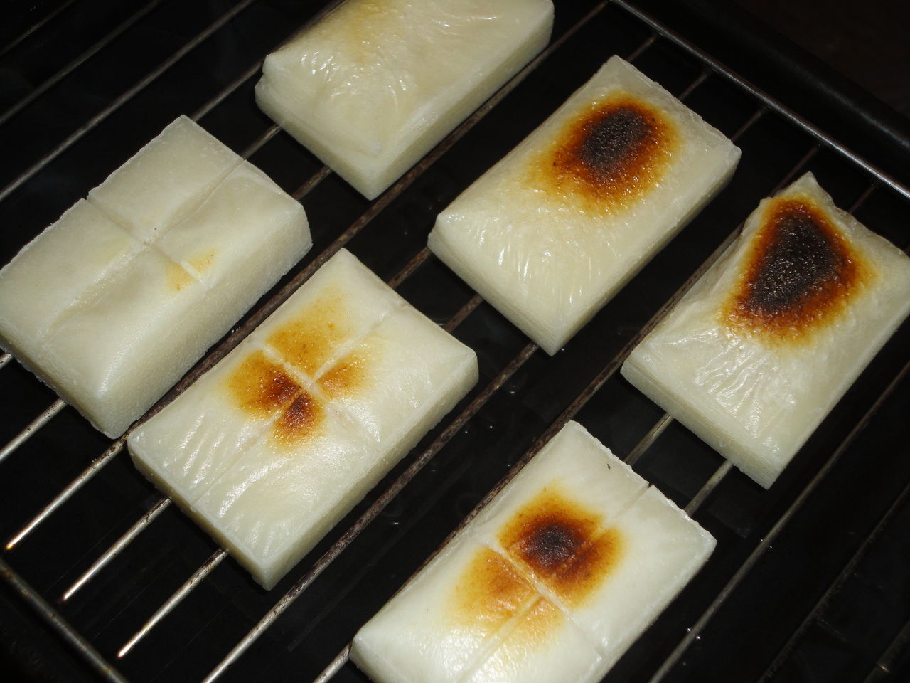 サトウ ｖｓ 越後 どっちがうまい 切り餅 新潟戦争 耽溺 マサ青木の美食とクルマ