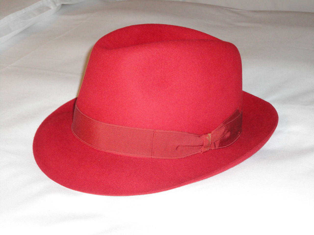 ド派手赤ボルサリーノ オトコマエ度３００ ハット 大丸福岡天神店 耽溺 マサ青木の美食とクルマ