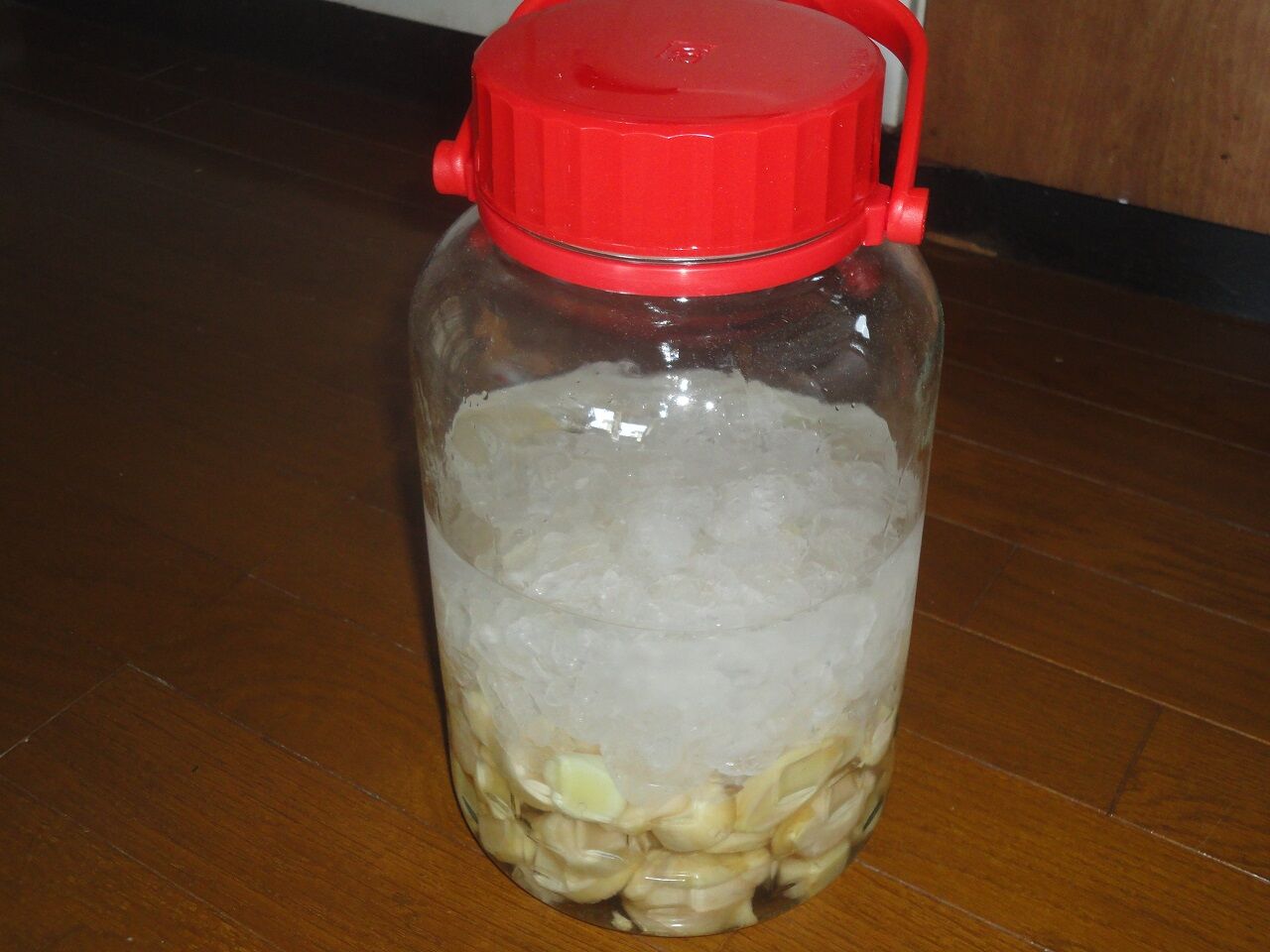 新生姜酒漬けた 1年後の熟成を鶴首して待つ オレも気が長いぜ 耽溺 マサ青木の美食とクルマ 新生姜酒漬けた 1年後の熟成を鶴首して待つ オレも気が長いぜ 耽溺 マサ青木の美食とクルマ