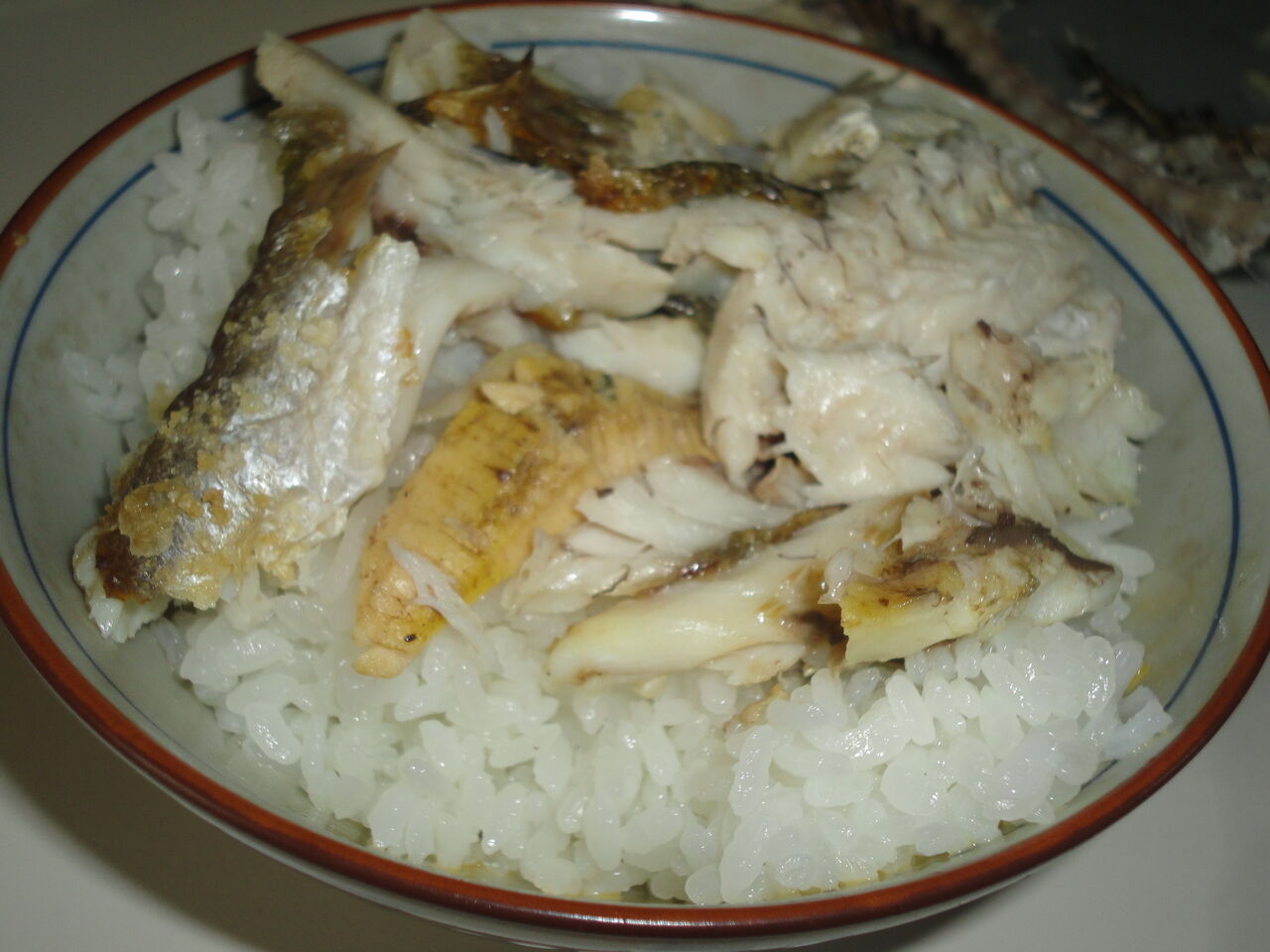 カマス塩焼き ふんわりうまい あまりの美味しさに感激 マサ料理 耽溺 マサ青木の美食とクルマ カマス塩焼き ふんわりうまい あまりの美味しさに感激 マサ料理 耽溺 マサ青木の美食とクルマ