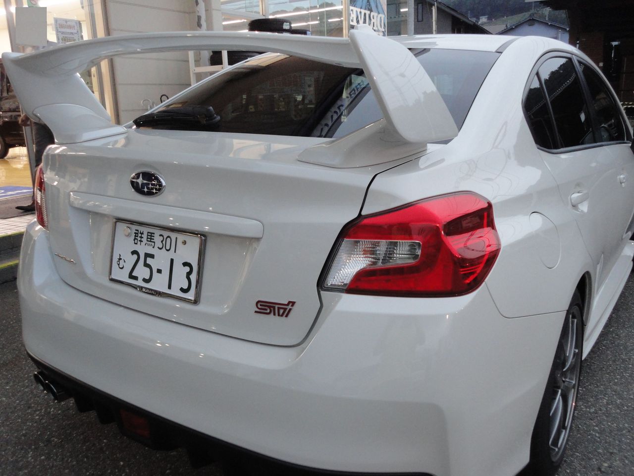 スバルwrx sti試乗 顔はブスだが走りは美女 2014年型 耽溺 マサ青木の美食とクルマ スバルwrx sti試乗 顔はブスだが走りは美女 2014年型 耽溺 マサ青木の美食とクルマ