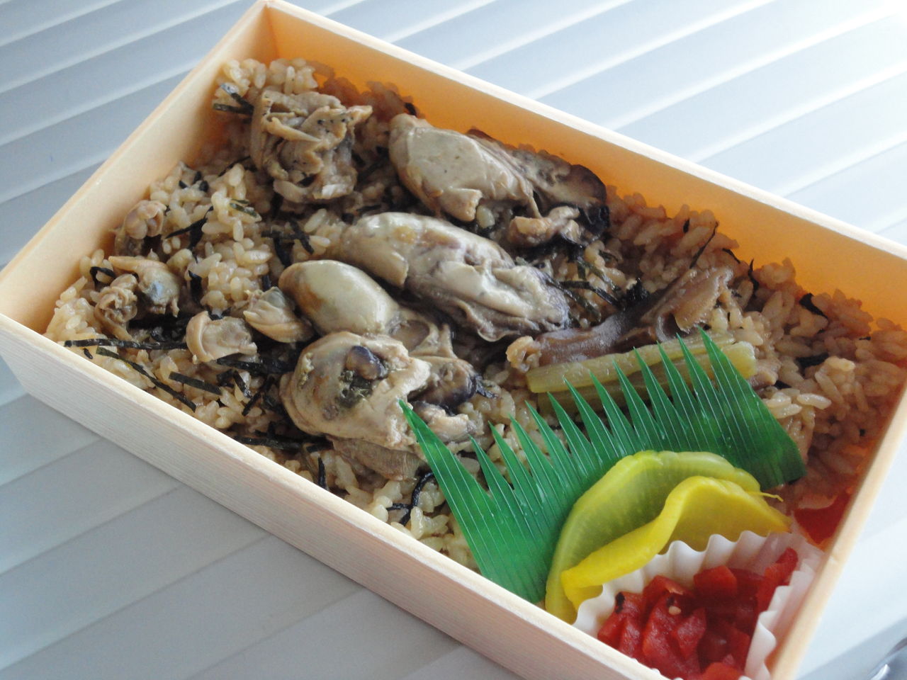 かきめし弁当 ダメやぁ 厚岸の氏家待合所 東京駅の駅弁屋 耽溺 マサ青木の美食とクルマ