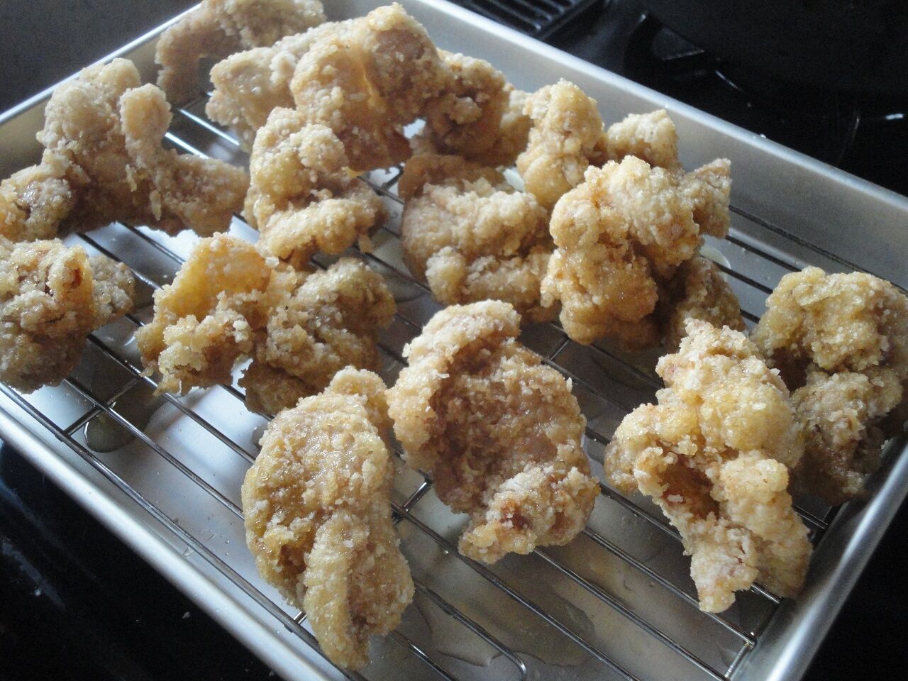 鶏唐揚げウスターソース味 うわっ 肉かてぇ ダメだこりゃ マサ料理 耽溺 マサ青木の美食とクルマ 鶏唐揚げウスターソース味 うわっ 肉かてぇ ダメだこりゃ マサ料理 耽溺 マサ青木の美食とクルマ