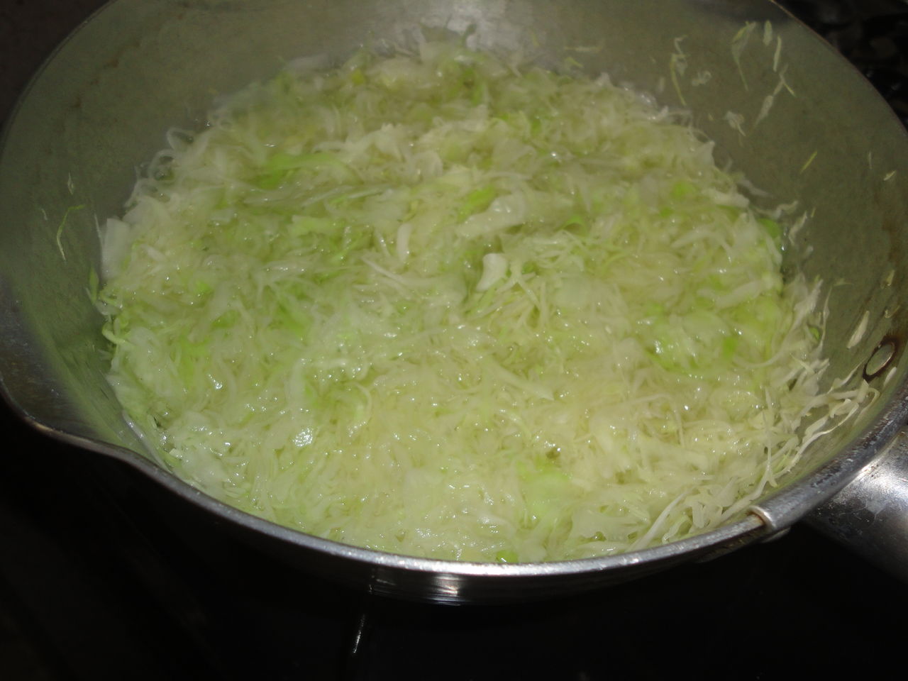 キャベツ千切り味噌汁 すごく甘い 具多すぎ マサ料理 耽溺 マサ青木の美食とクルマ